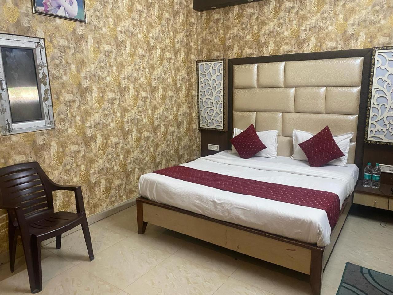 Hotel Robin Amritszár Kültér fotó